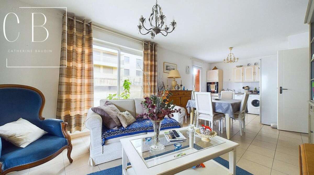 Photo 2 - Appartement à LA ROCHELLE
