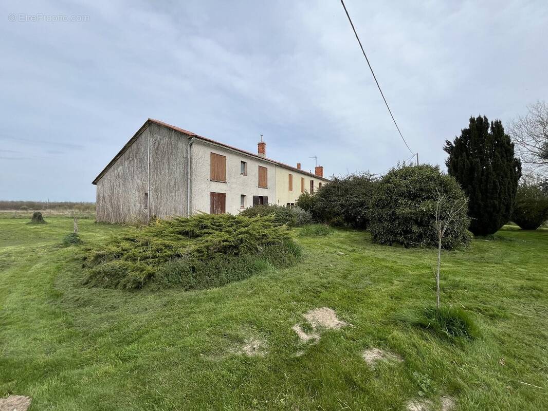 Maison à LOUPIAC-DE-LA-REOLE