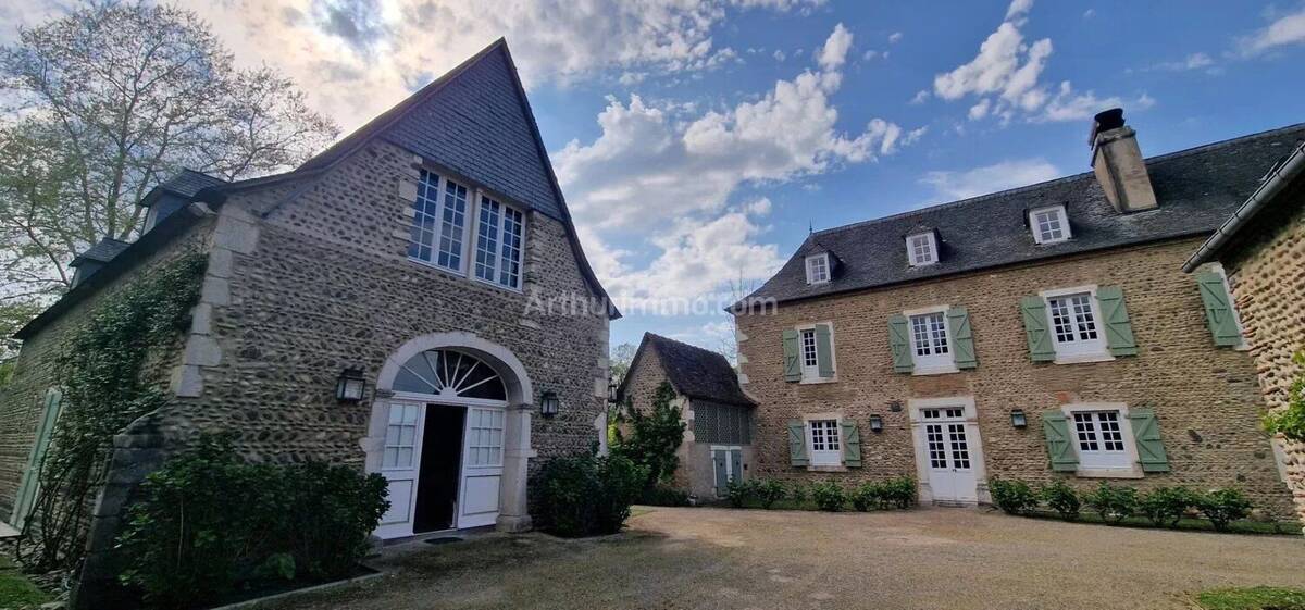 Maison à ARTIGUELOUVE