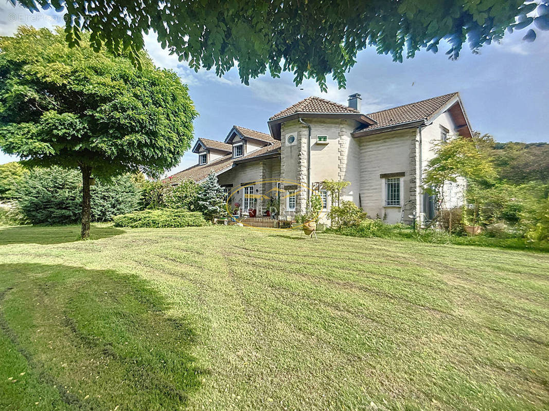 Maison à LIGNY-EN-BARROIS