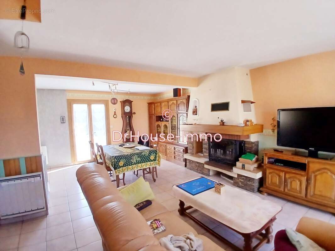 Maison à DOL-DE-BRETAGNE