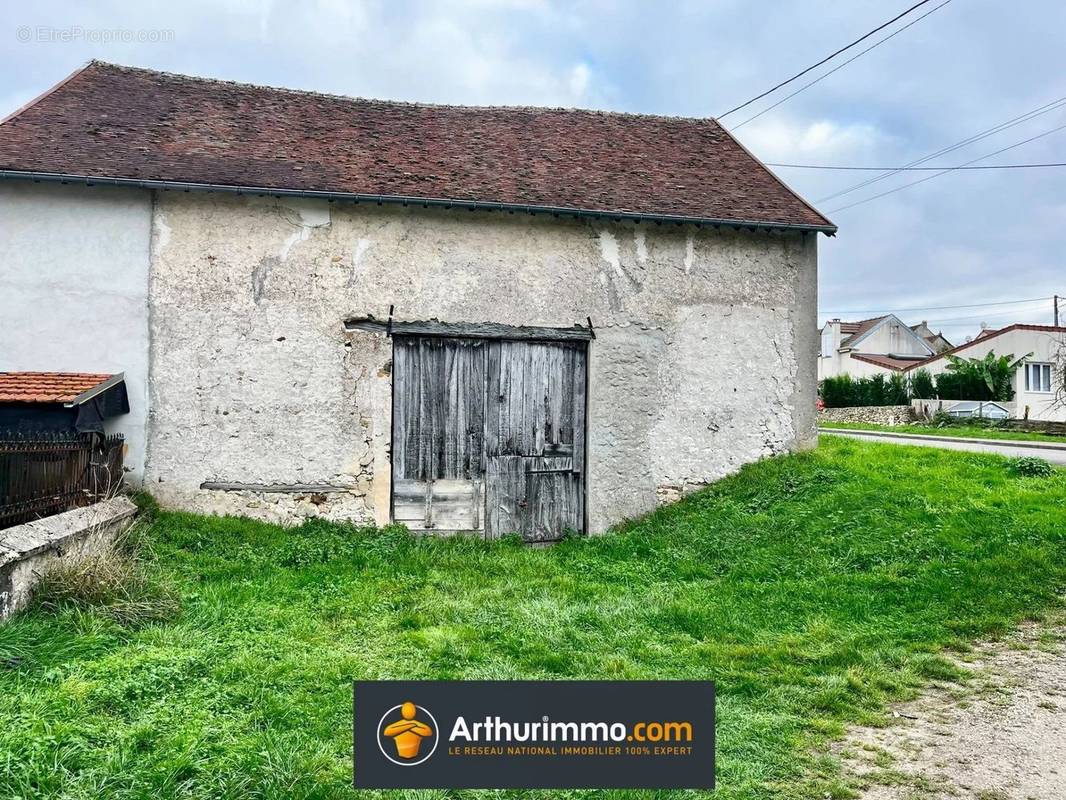Maison à COULOMMIERS