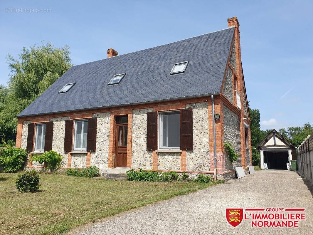 Maison à FONTAINE-SOUS-JOUY