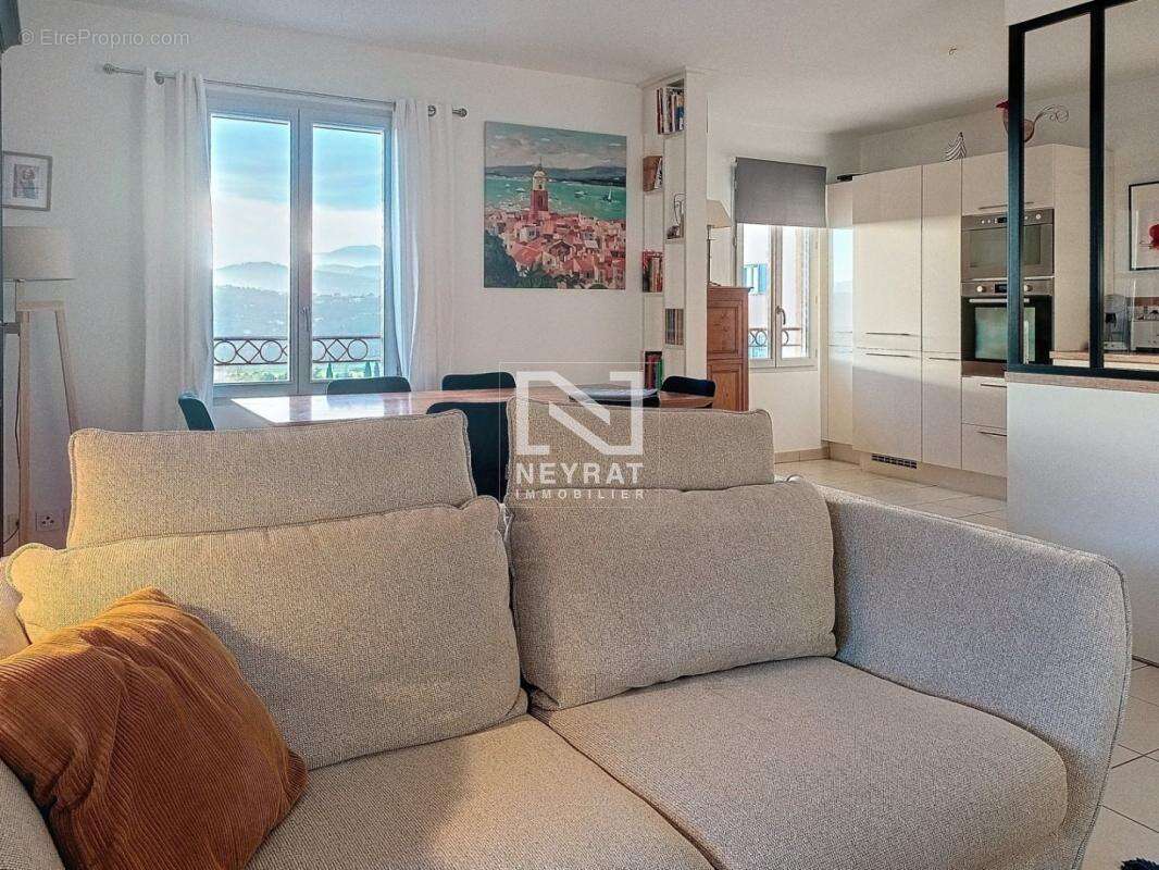 Appartement à FAYENCE
