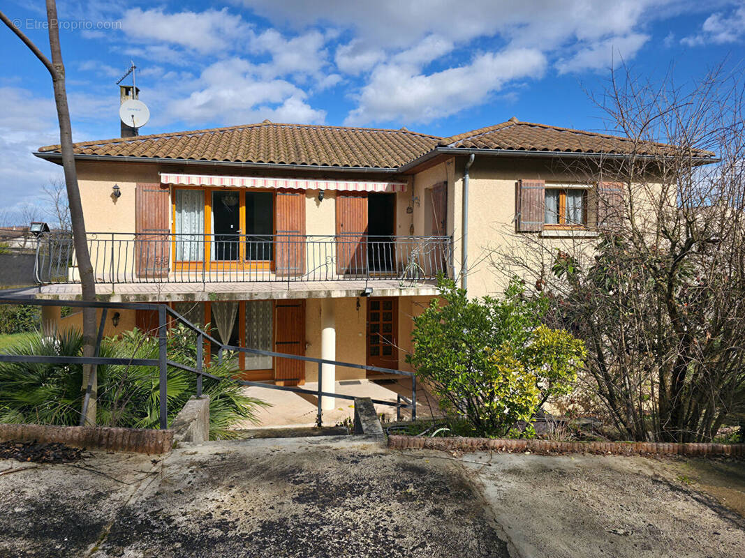 Maison à BOURG-DE-PEAGE