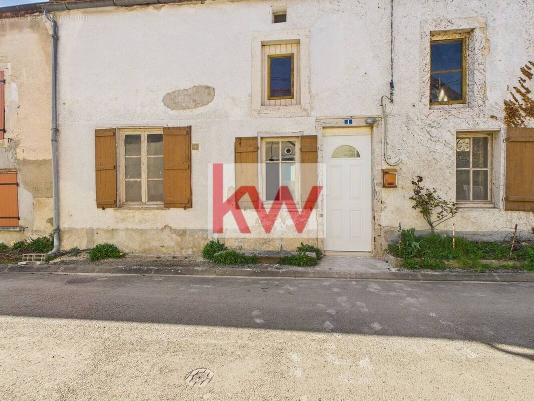 Maison à LAIGNES