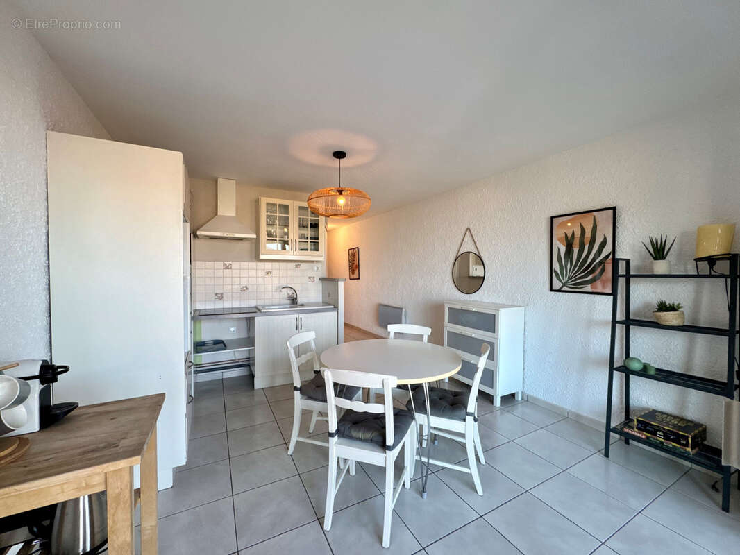 Appartement à SIX-FOURS-LES-PLAGES