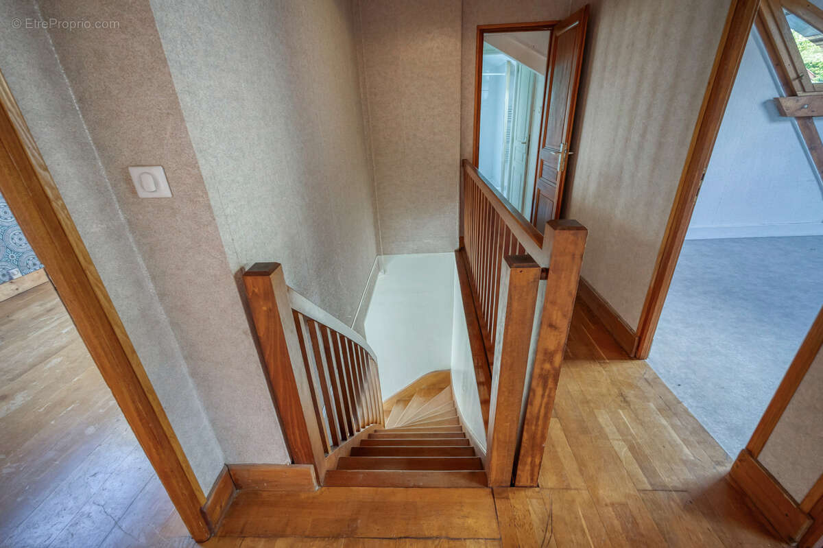 Maison à LA TRONCHE