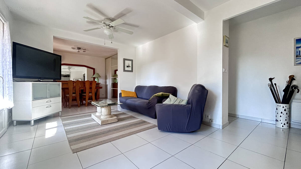 Appartement à LE PRADET