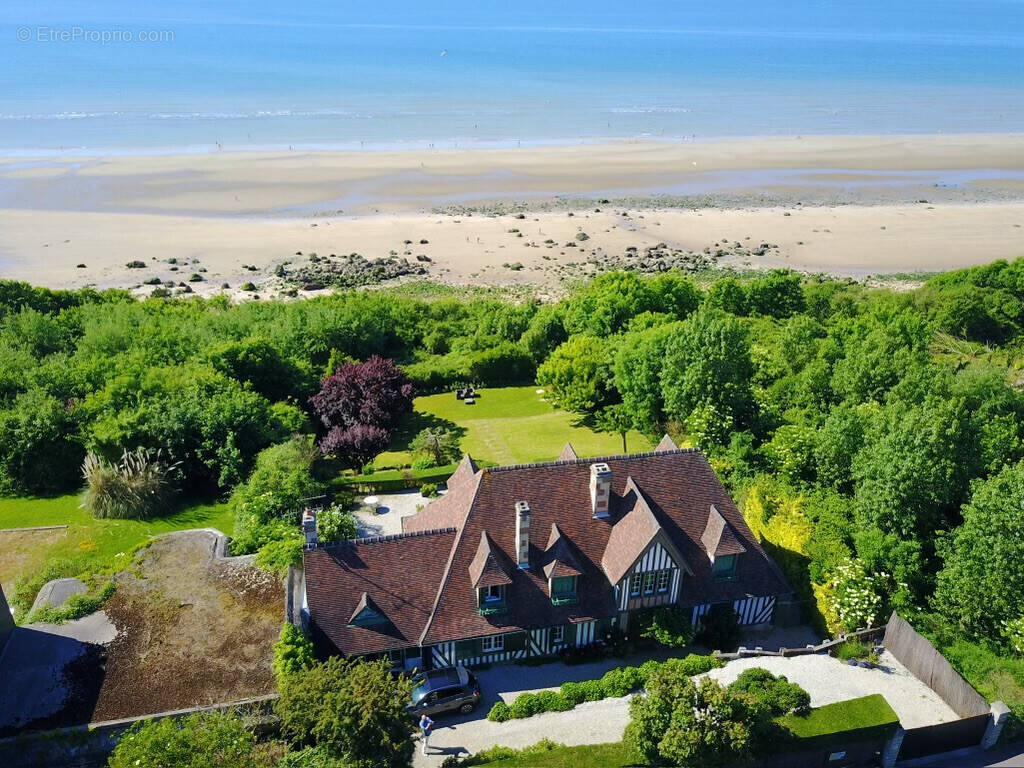 Maison à BENERVILLE-SUR-MER