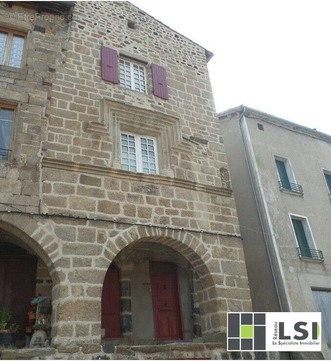 Maison à PRADELLES