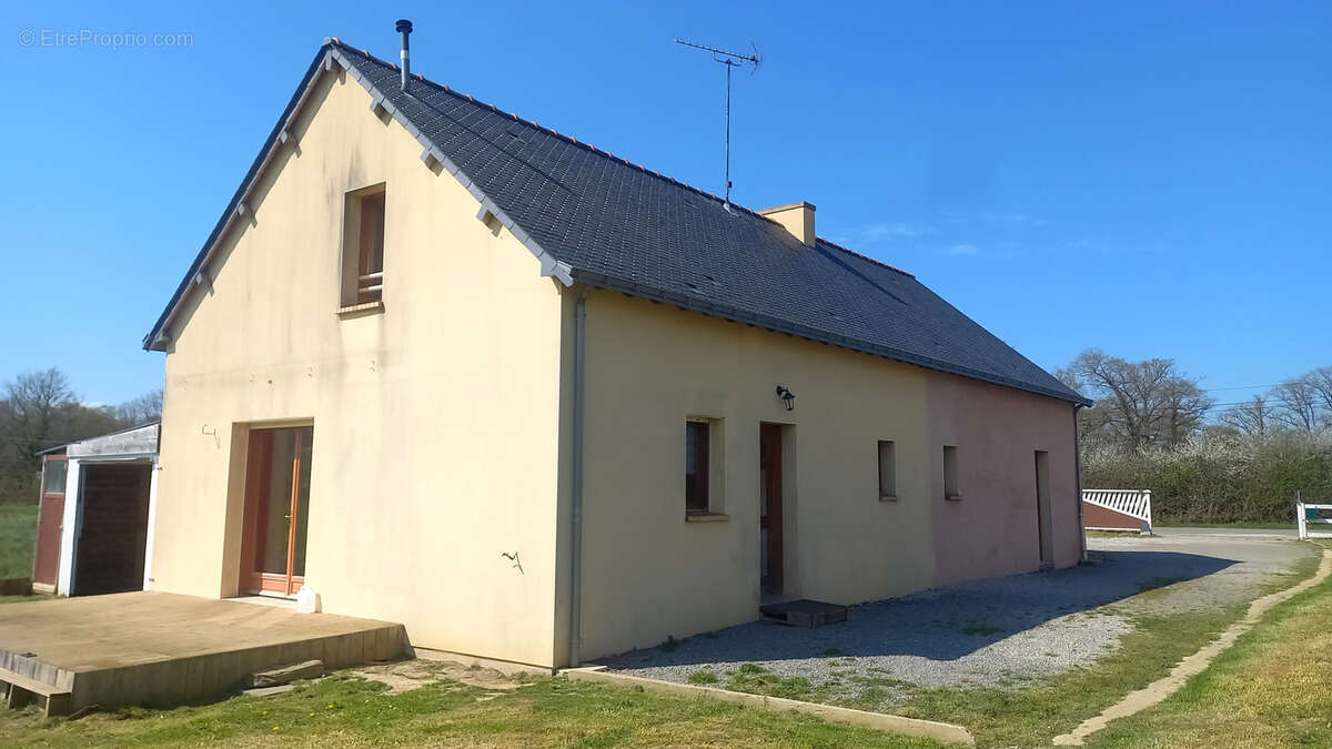 Maison à SAINT-AUBIN-DES-CHATEAUX
