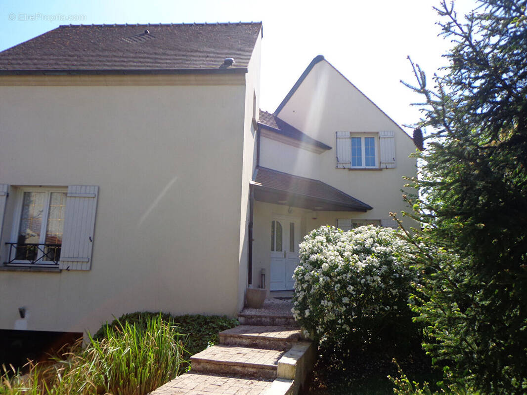 Maison à LE MESNIL-AMELOT