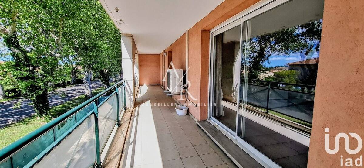 Photo 1 - Appartement à SAINT-MARTIN-DE-CRAU