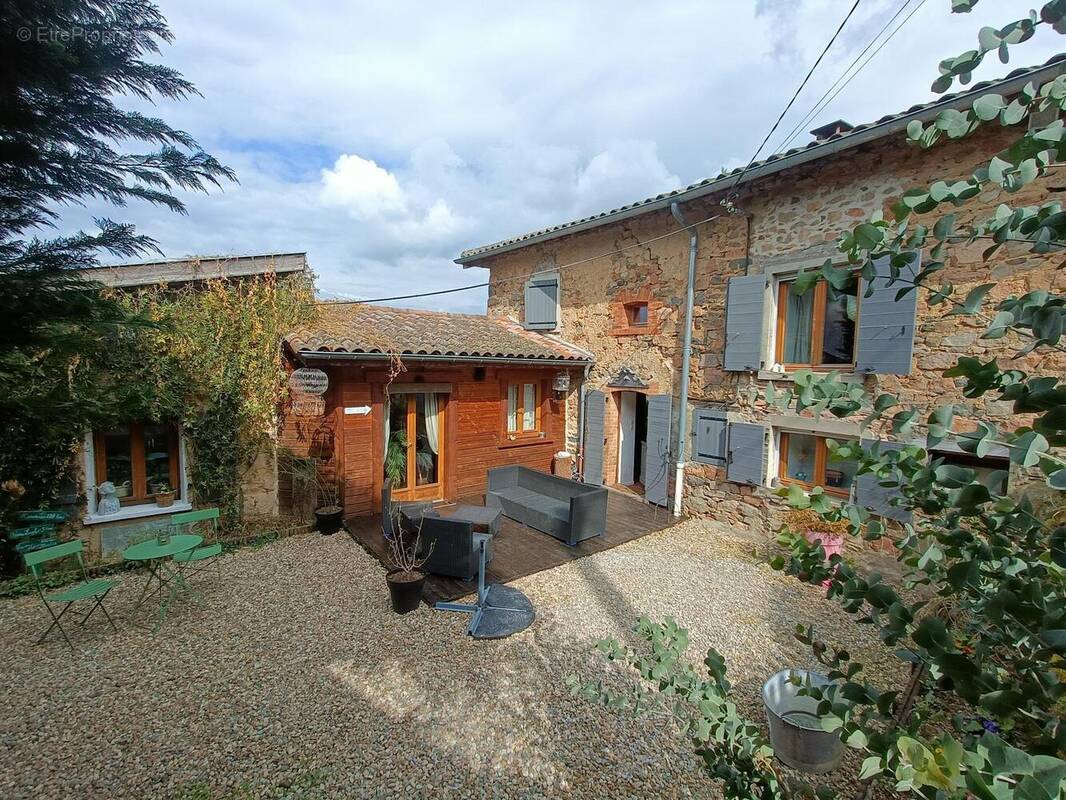 Photo 1 - Maison à AMPLEPUIS