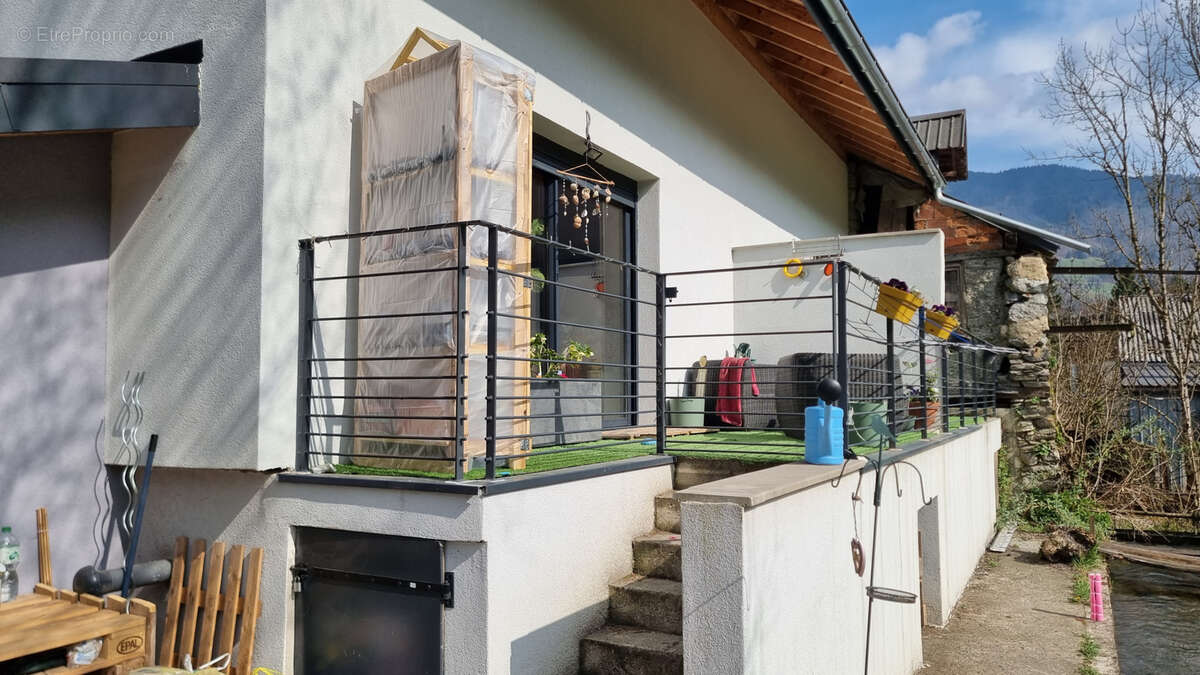 Maison à UGINE