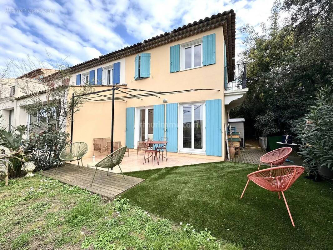 Maison à GRIMAUD