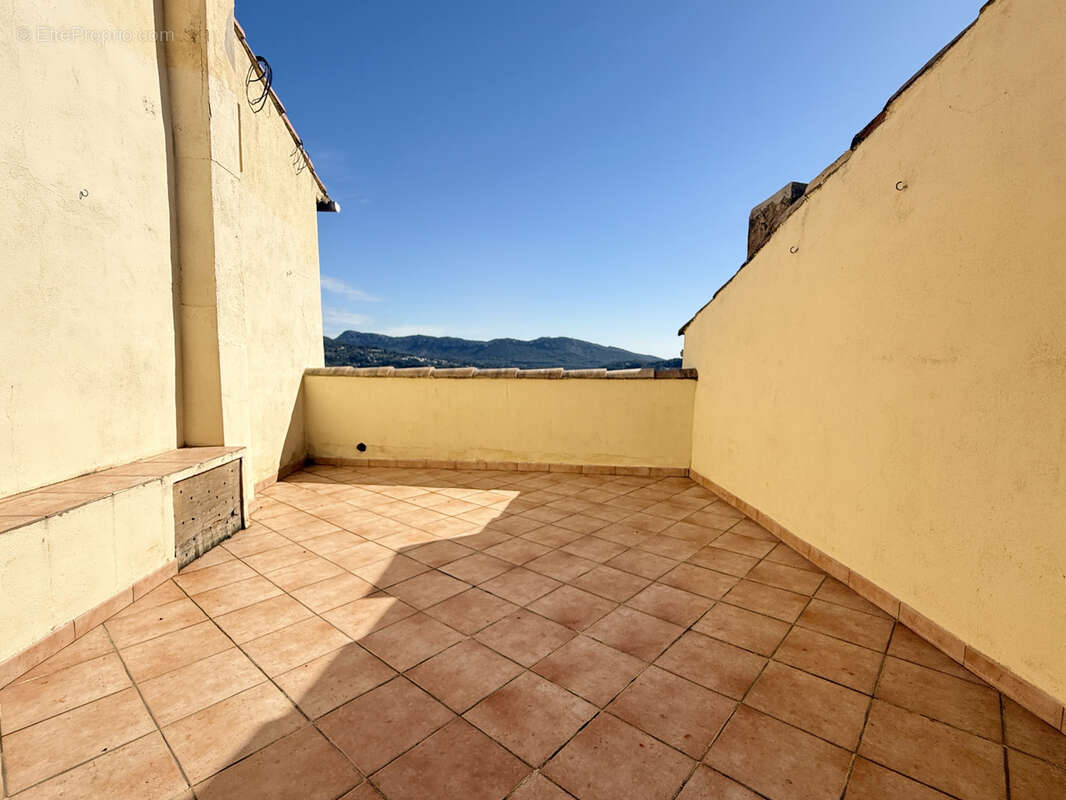 Maison à LA CADIERE-D&#039;AZUR