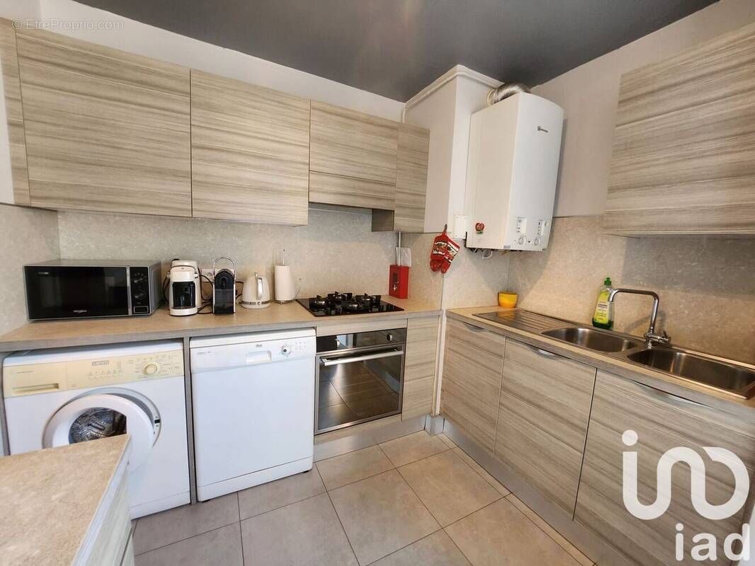 Photo 1 - Appartement à CARROS