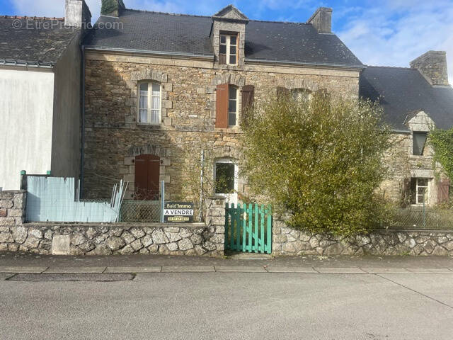 Maison à CAMORS
