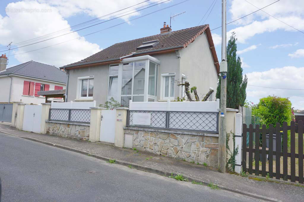 Maison à PARAY-LE-MONIAL
