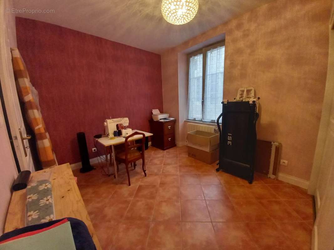 Maison à NONTRON
