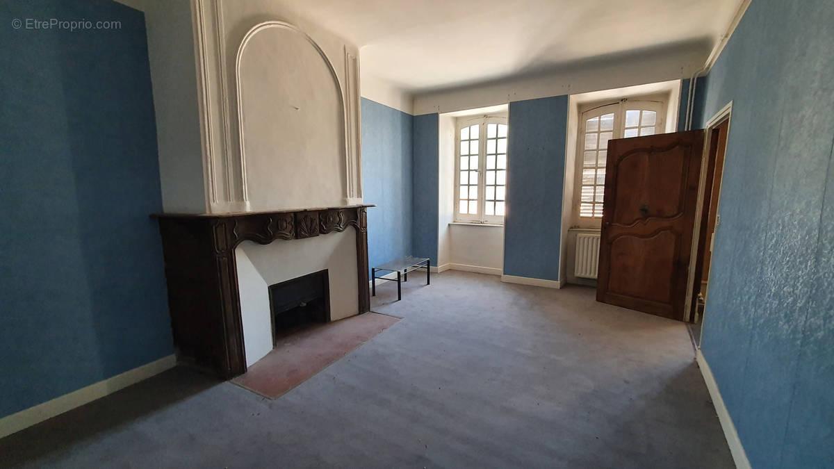 Appartement à SAINT-GENIEZ-D&#039;OLT
