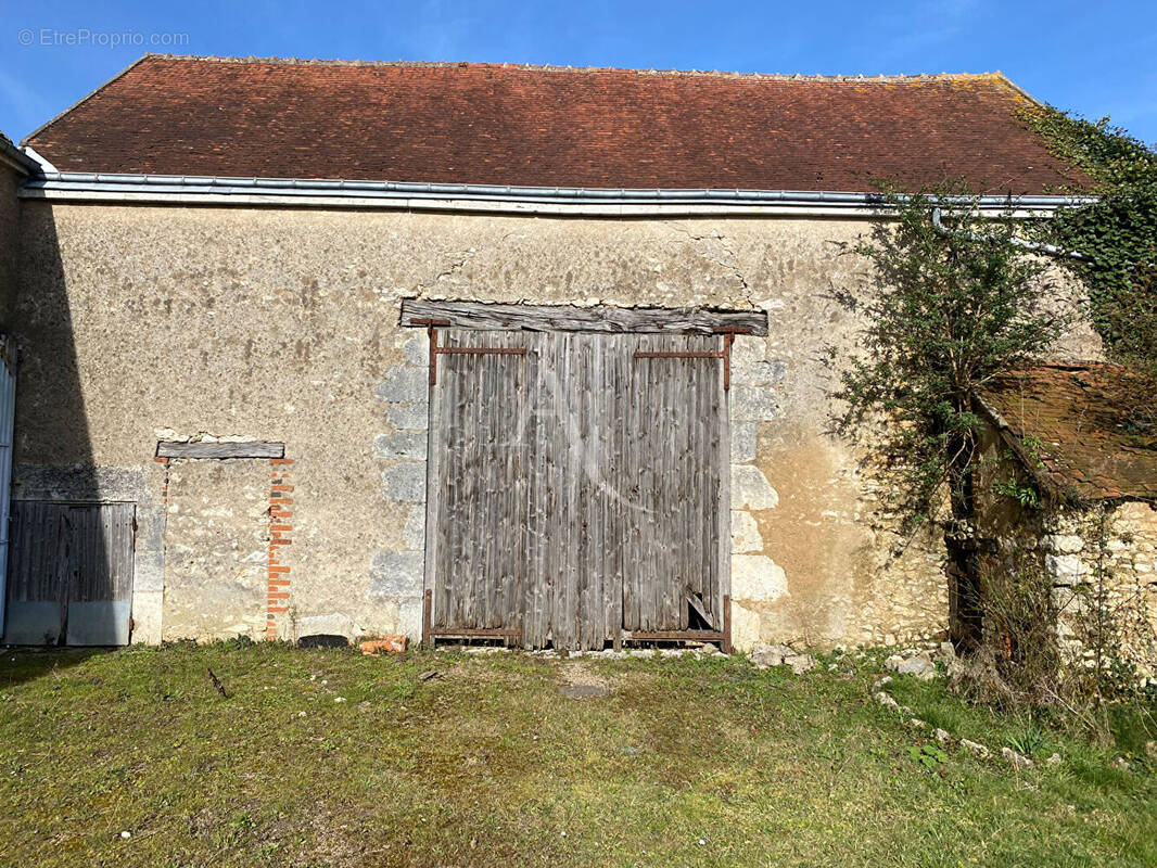 Maison à SAINT-SULPICE-DE-POMMERAY