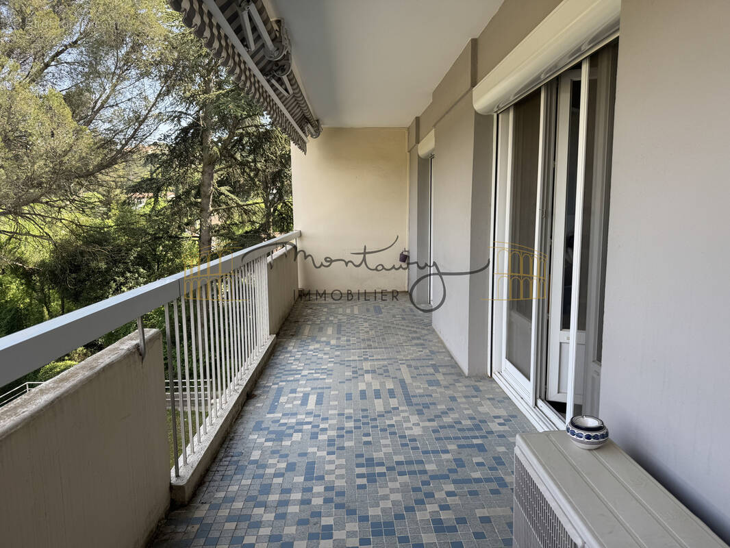 Appartement à NIMES