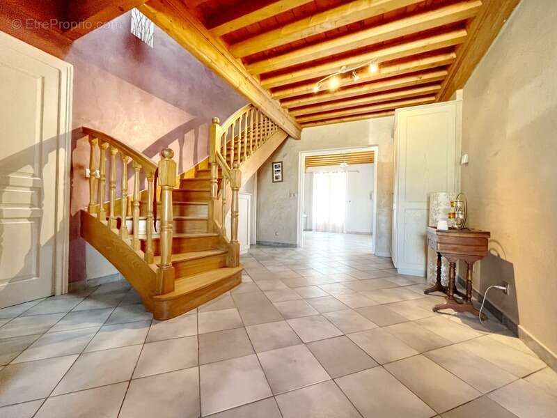 Maison à PUSIGNAN
