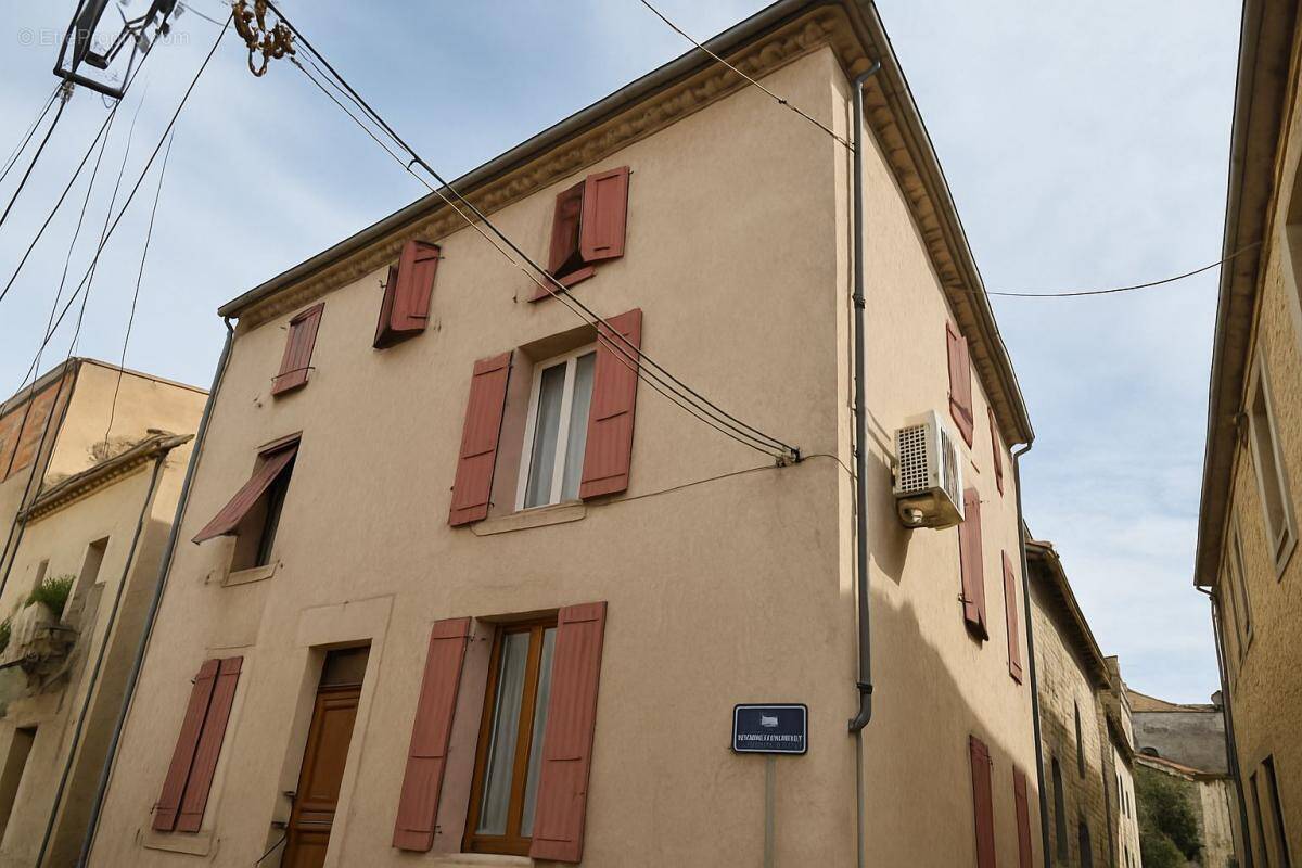 Appartement à VILLENEUVE-DE-BERG