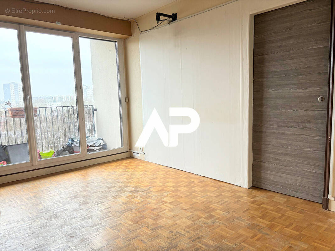 Appartement à EPINAY-SUR-SEINE