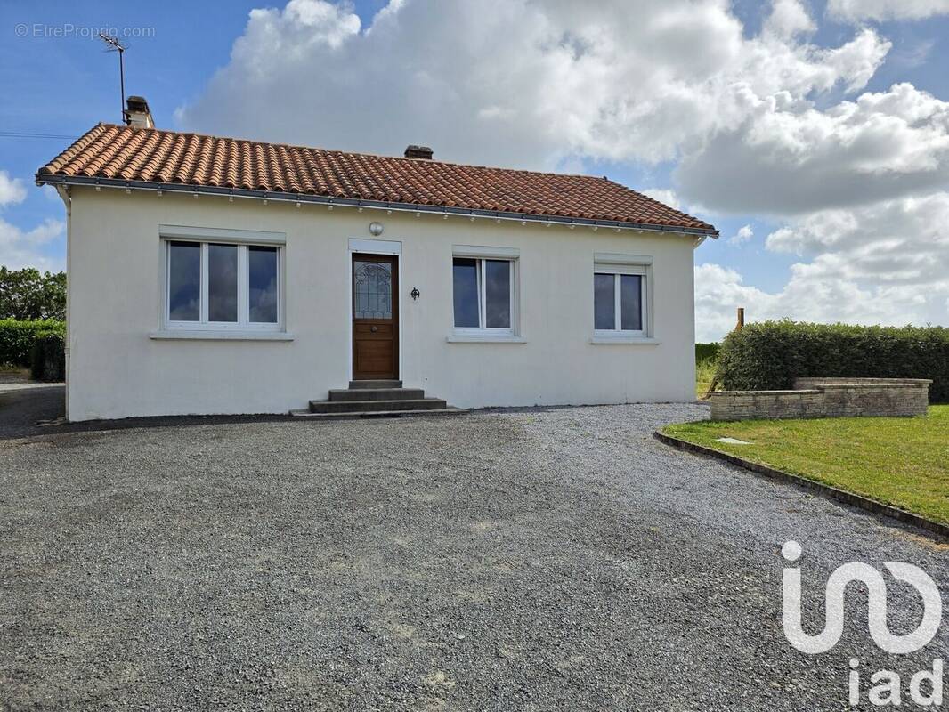 Photo 1 - Maison à LE LOROUX-BOTTEREAU