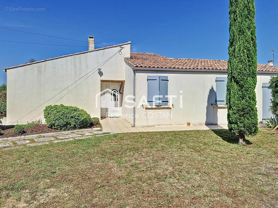 Photo 1 - Maison à VELAUX
