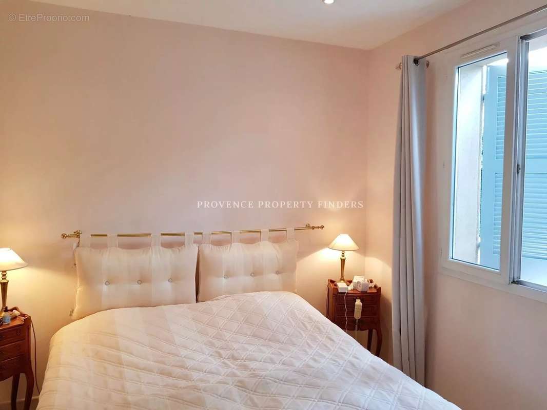 Appartement à LORGUES