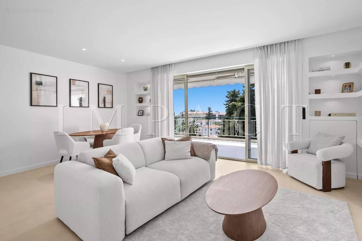 Appartement à LE CANNET