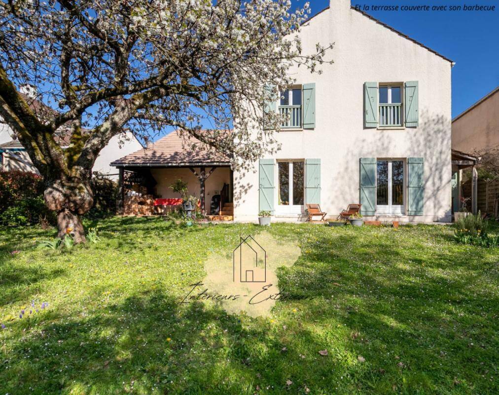 Maison à JOUY-LE-MOUTIER