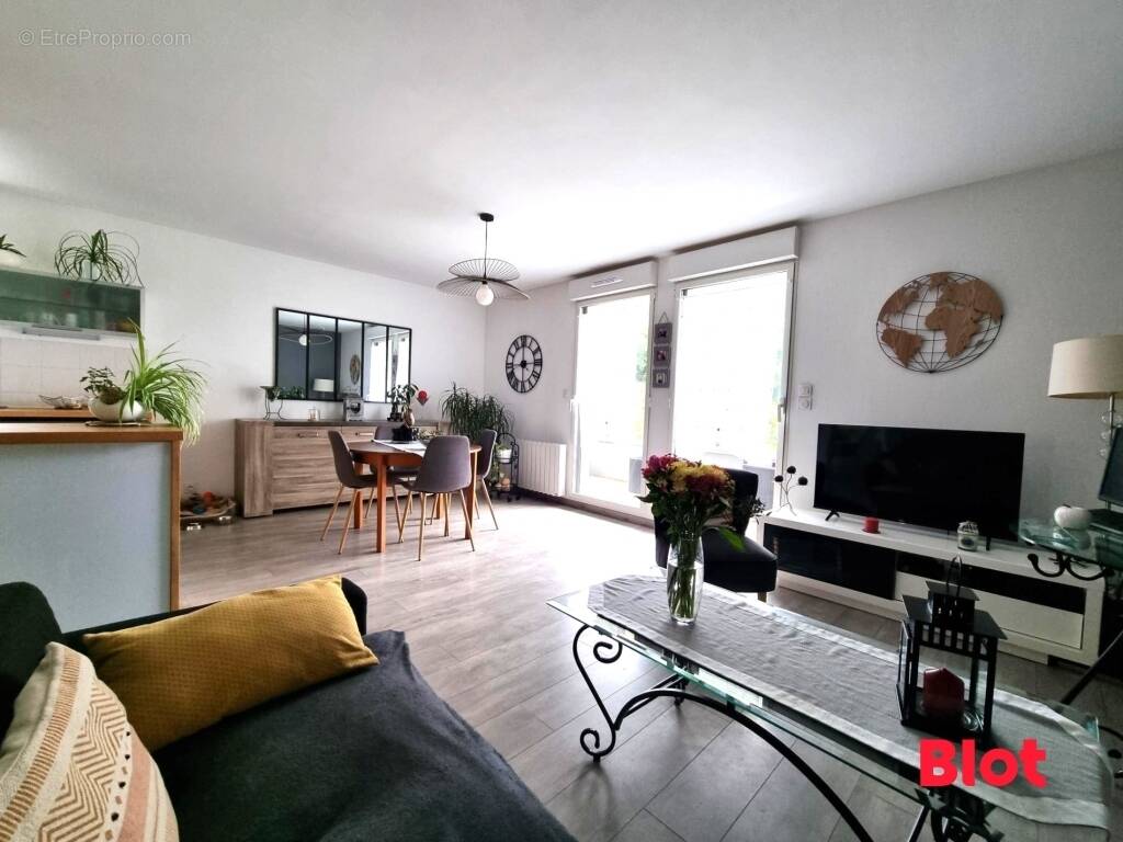 Appartement à PACE