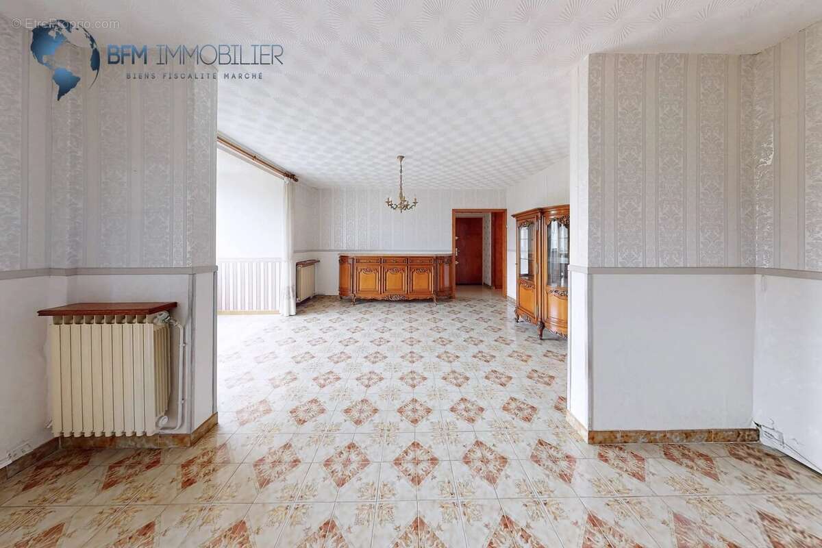 Appartement à SEPTEMES-LES-VALLONS