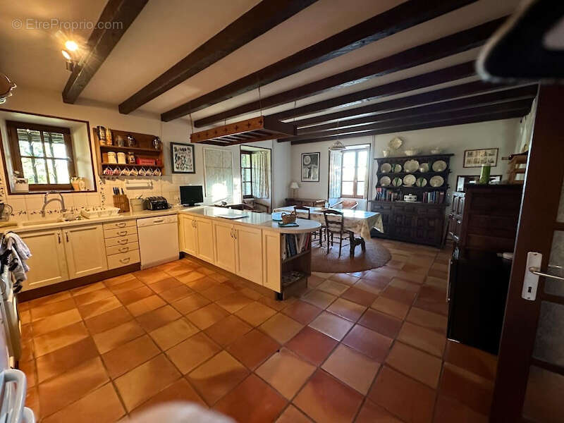 Maison à BOUTEILLES-SAINT-SEBASTIEN