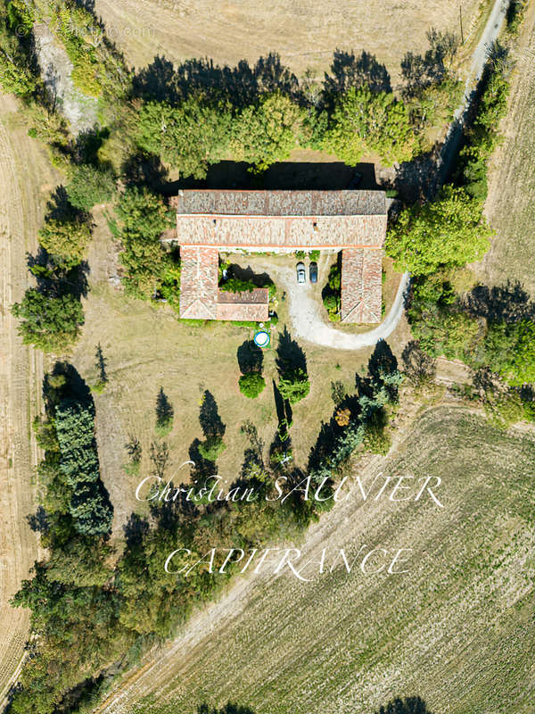 Maison à LA POMAREDE