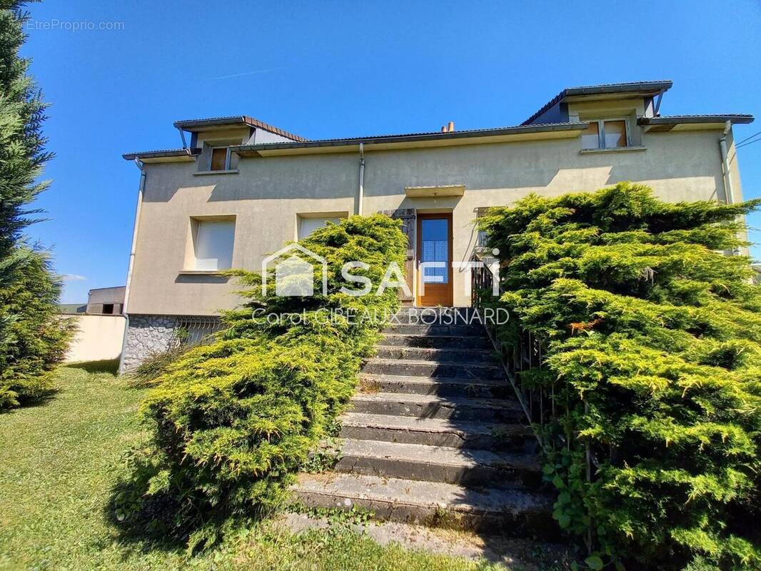 Photo 1 - Maison à ARROU