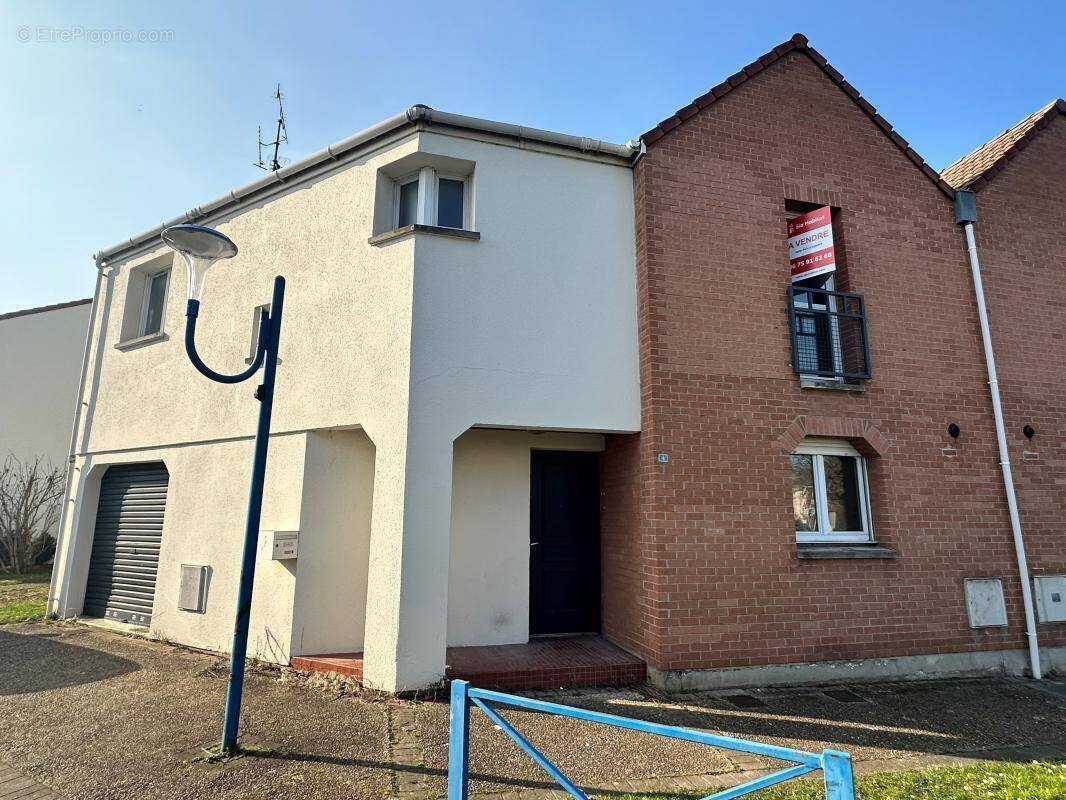 Maison à BILLY-MONTIGNY