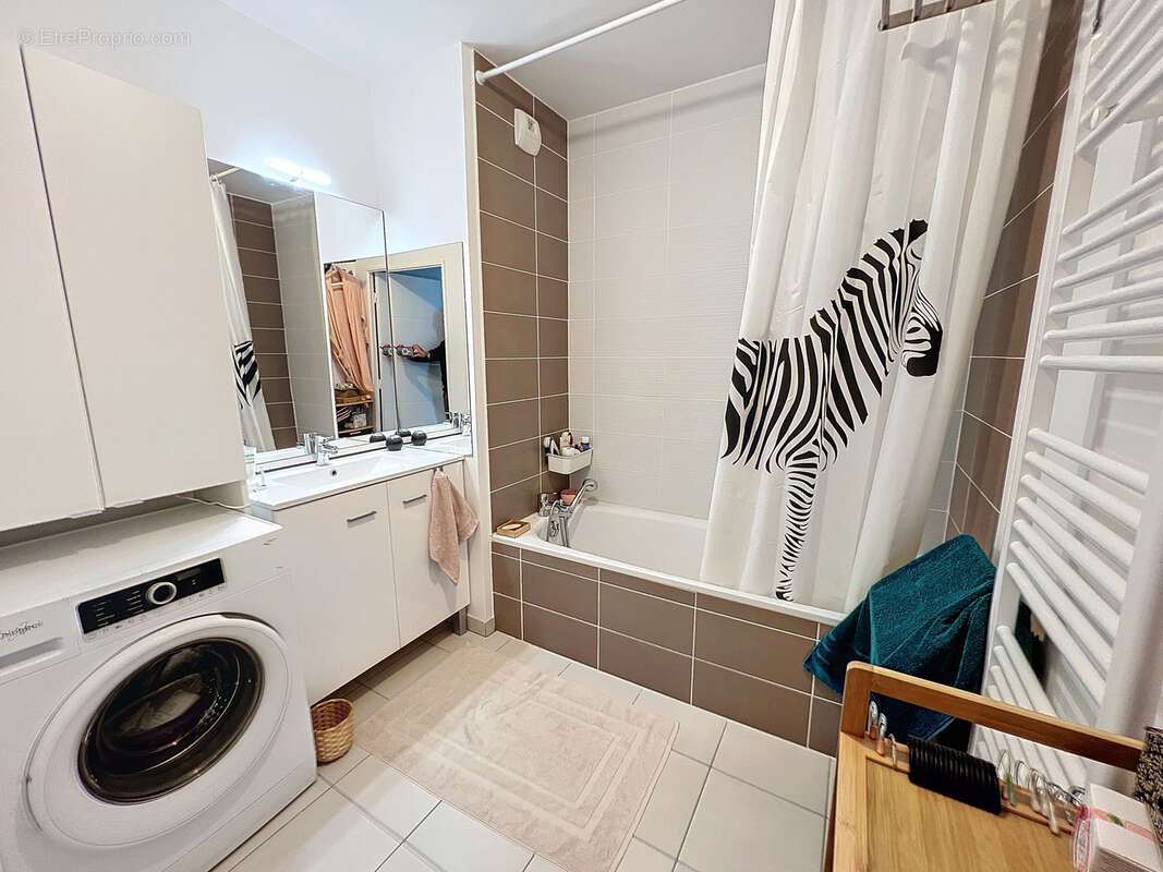 Appartement à LYON-8E