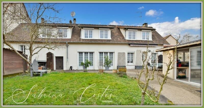 Maison à SAINT-MARCEL