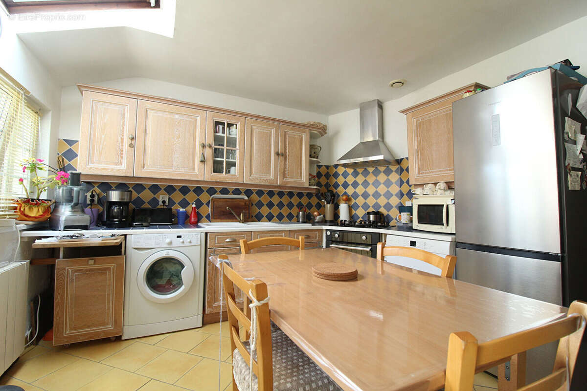 Appartement à CHATEAUNEUF-EN-THYMERAIS