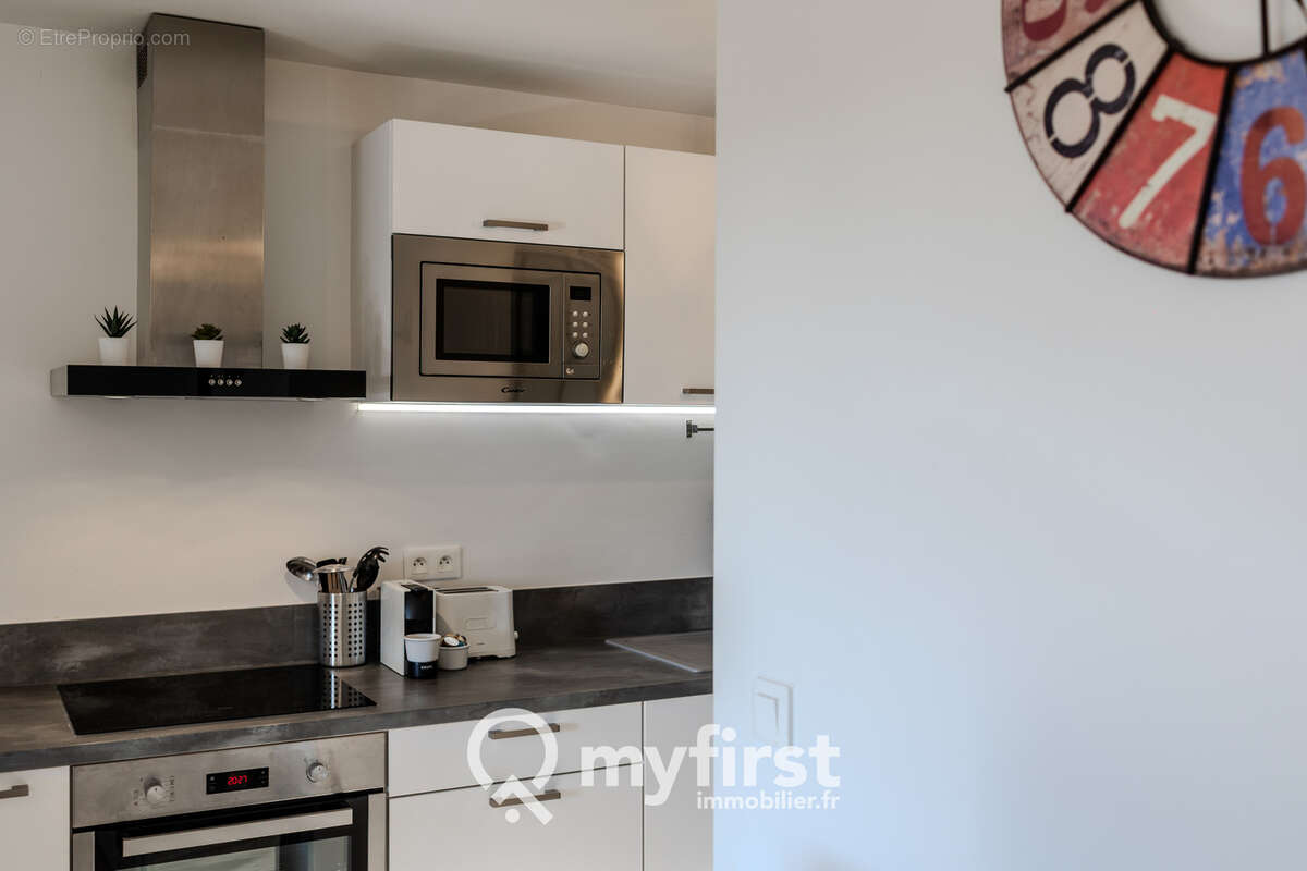 Appartement à LA LONDE-LES-MAURES
