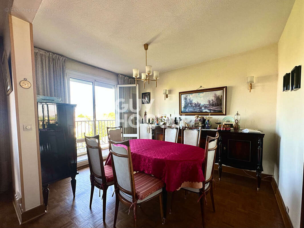 Appartement à CALUIRE-ET-CUIRE