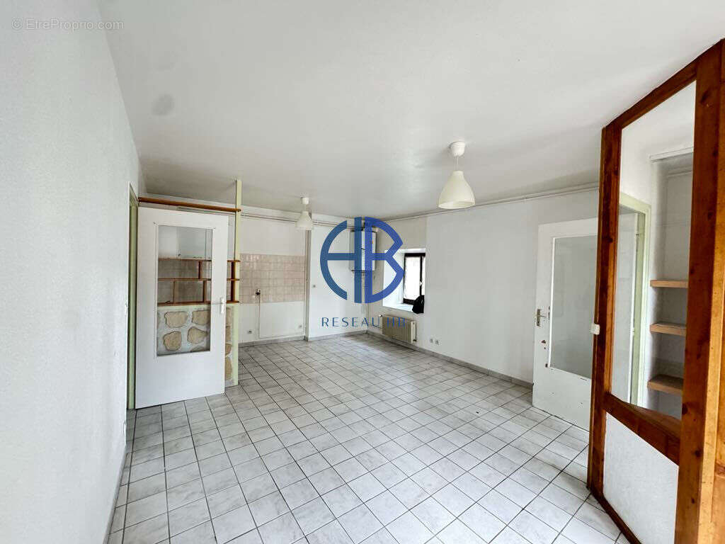 Appartement à COUBLEVIE