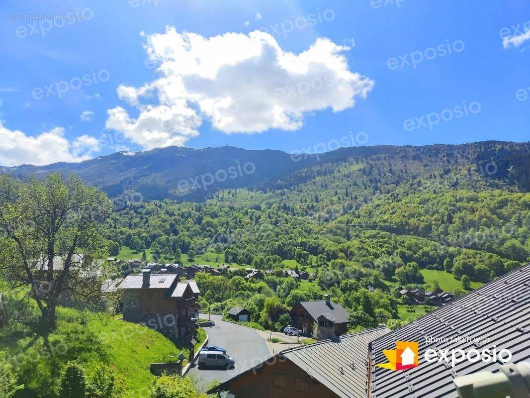 Appartement à LES ALLUES